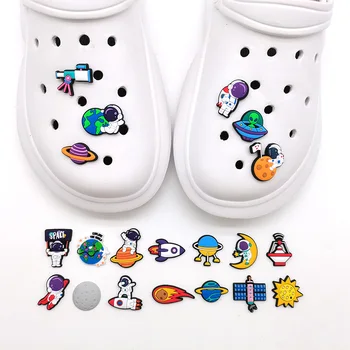 20buc/set Astronaut Pantofi Farmece Străin Croc Farmec Luna de Rachete Ornament pentru Croc decoratiuni de Pantofi de Desene animate Anime Grădină cadouri